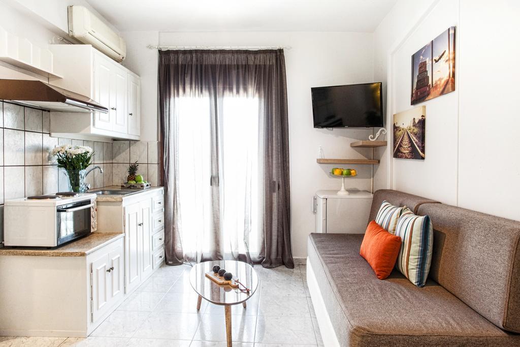 Asprolithos Studios Skiathos Town Bagian luar foto